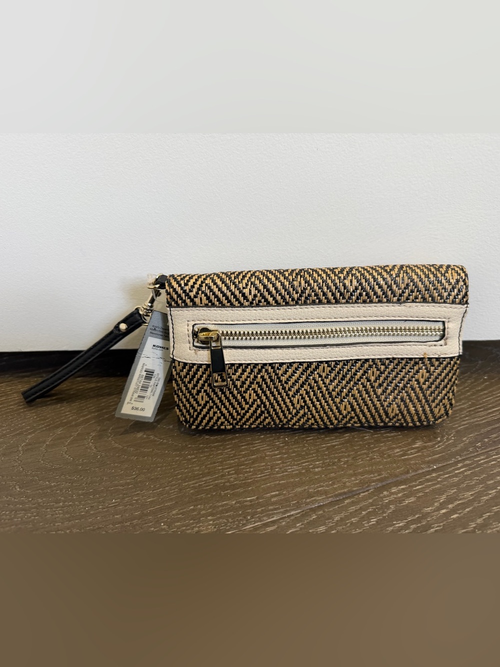 Apt. 9 Black and Cream Woven Wristlet Clutch